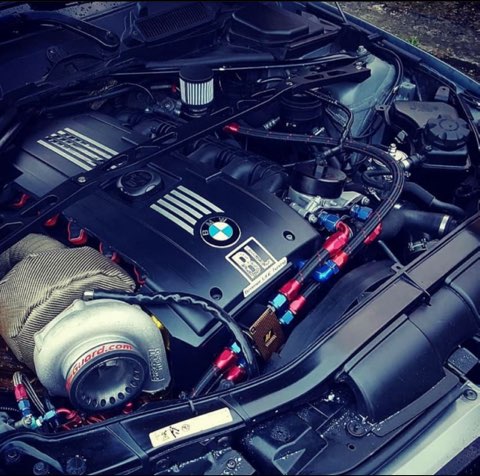 BMW 335i 135i Z4 N54 / N55 Top Mount Single  Turbo Kit